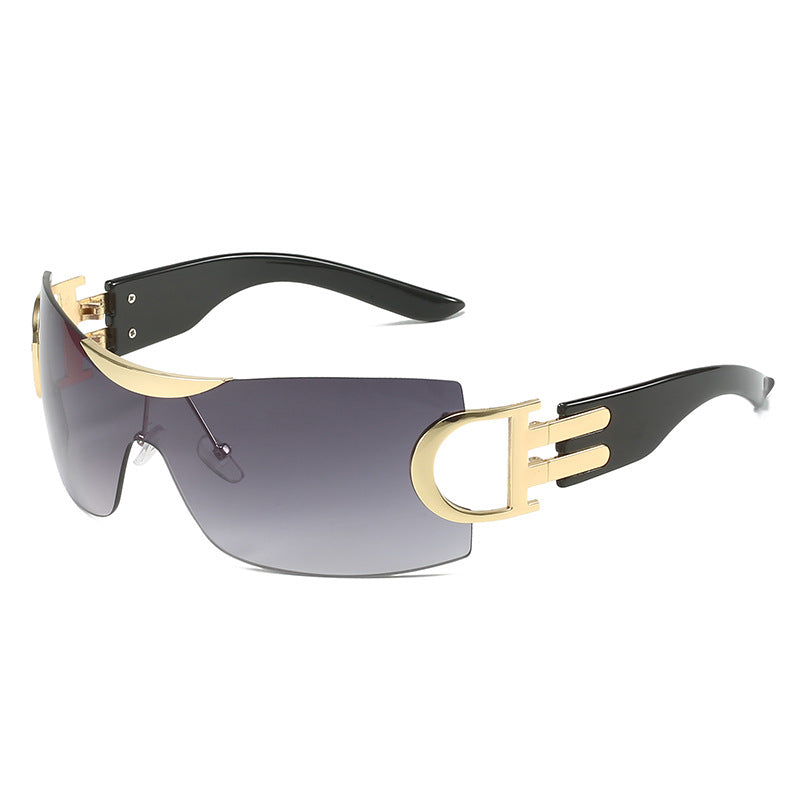 Blackthorn 31 K Technology Sense fashion sports glasses swing personality accessory with sleek black frames and stylish design.