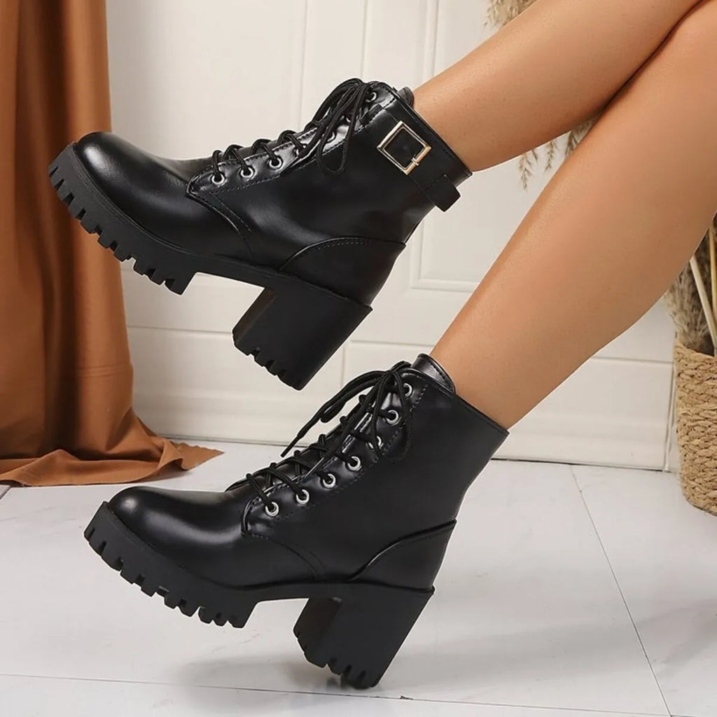 Lace Up Block Heel Boots - Blackthorn 31