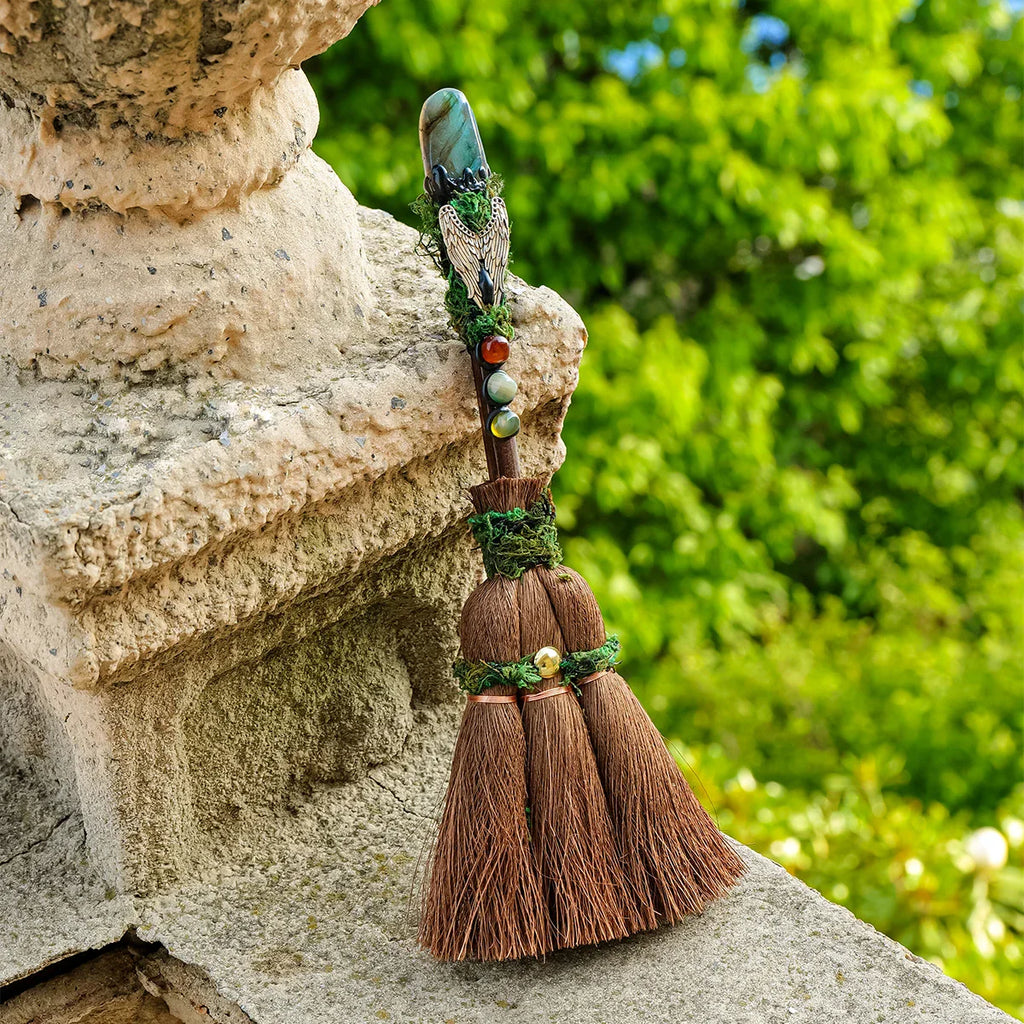 Crystal Charm Brooms - Blackthorn 31