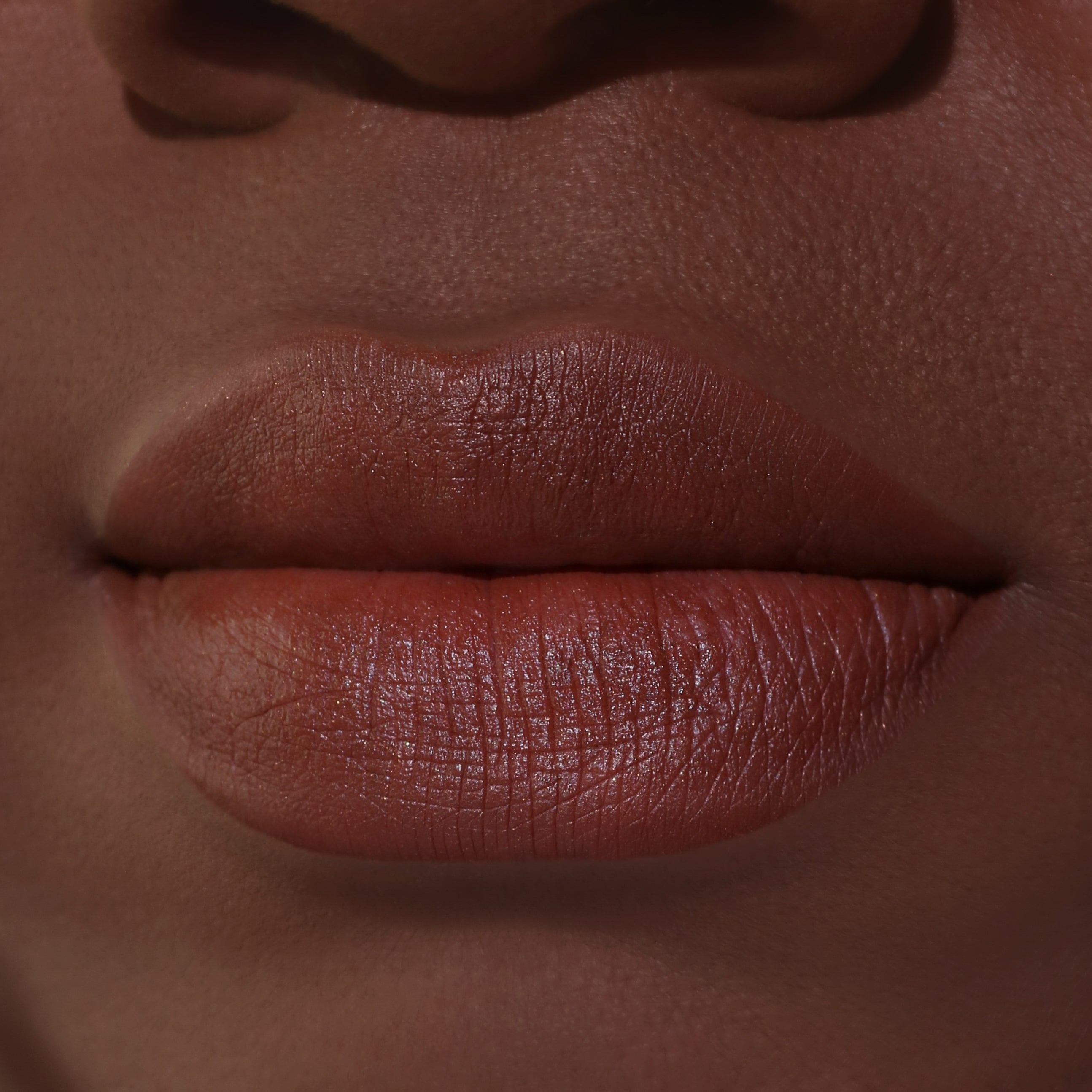 American Psycho Shimmer Lipstick - Blackthorn 31