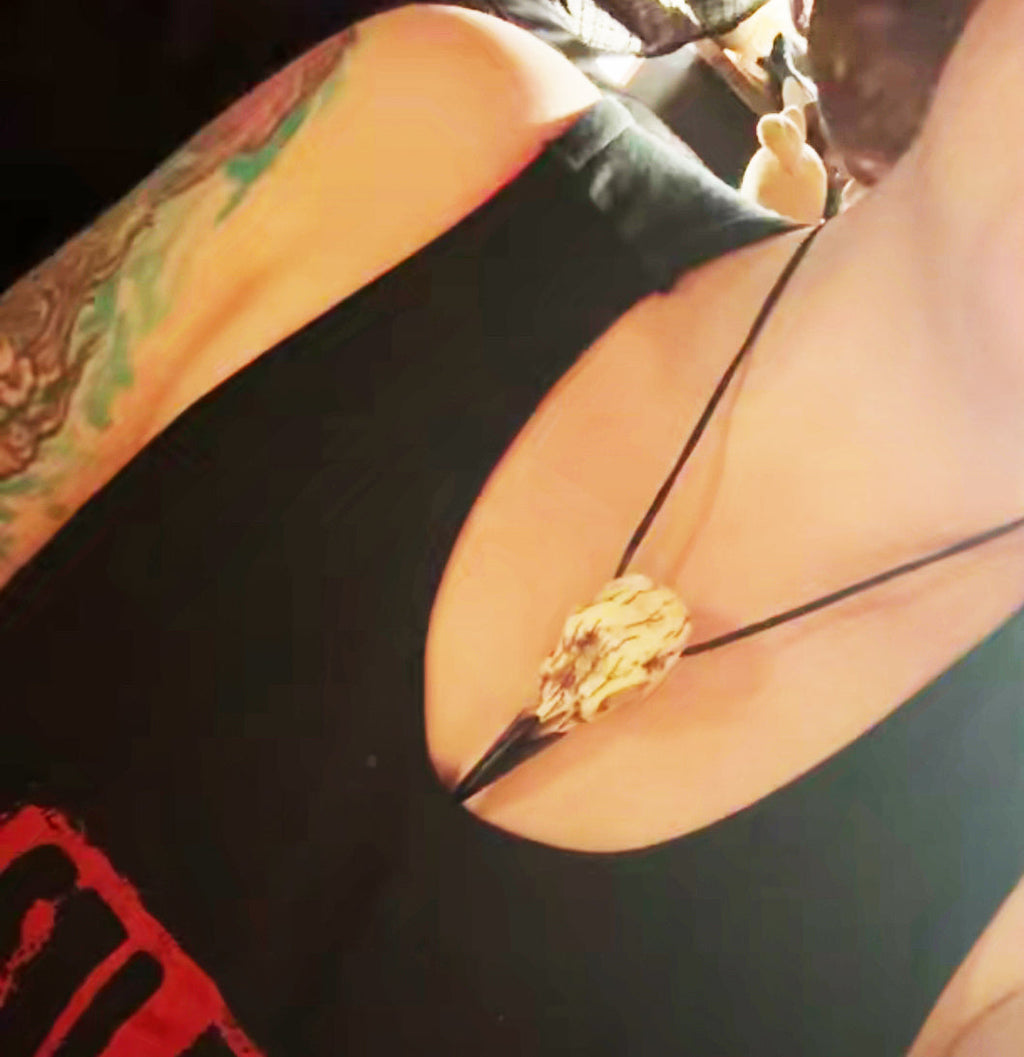 Raven Skull Necklace - Blackthorn 31