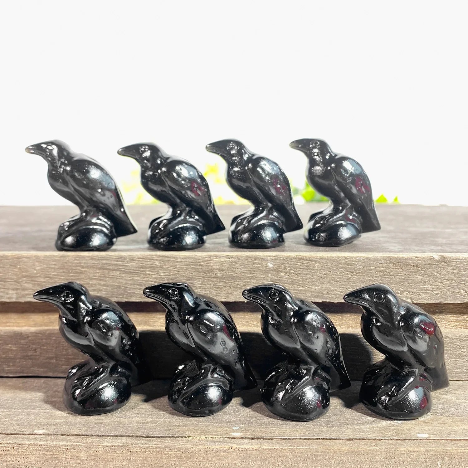 Obsidian Raven Statue